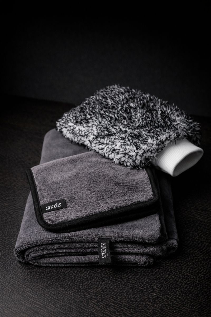 Auto was en droog set van Ancelis met wash mitt en microvezel droogdoeken