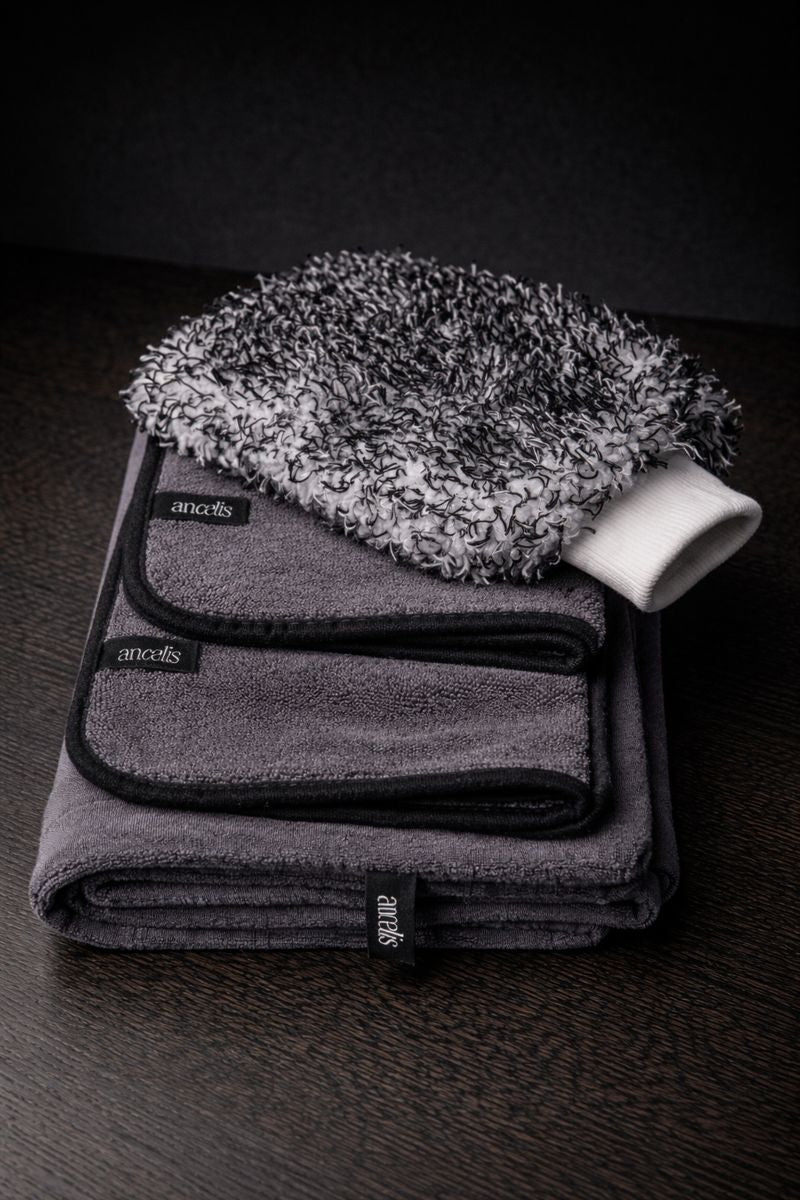 Complete auto detailing set van Ancelis met droogdoek, wash mitt en microvezeldoeken
