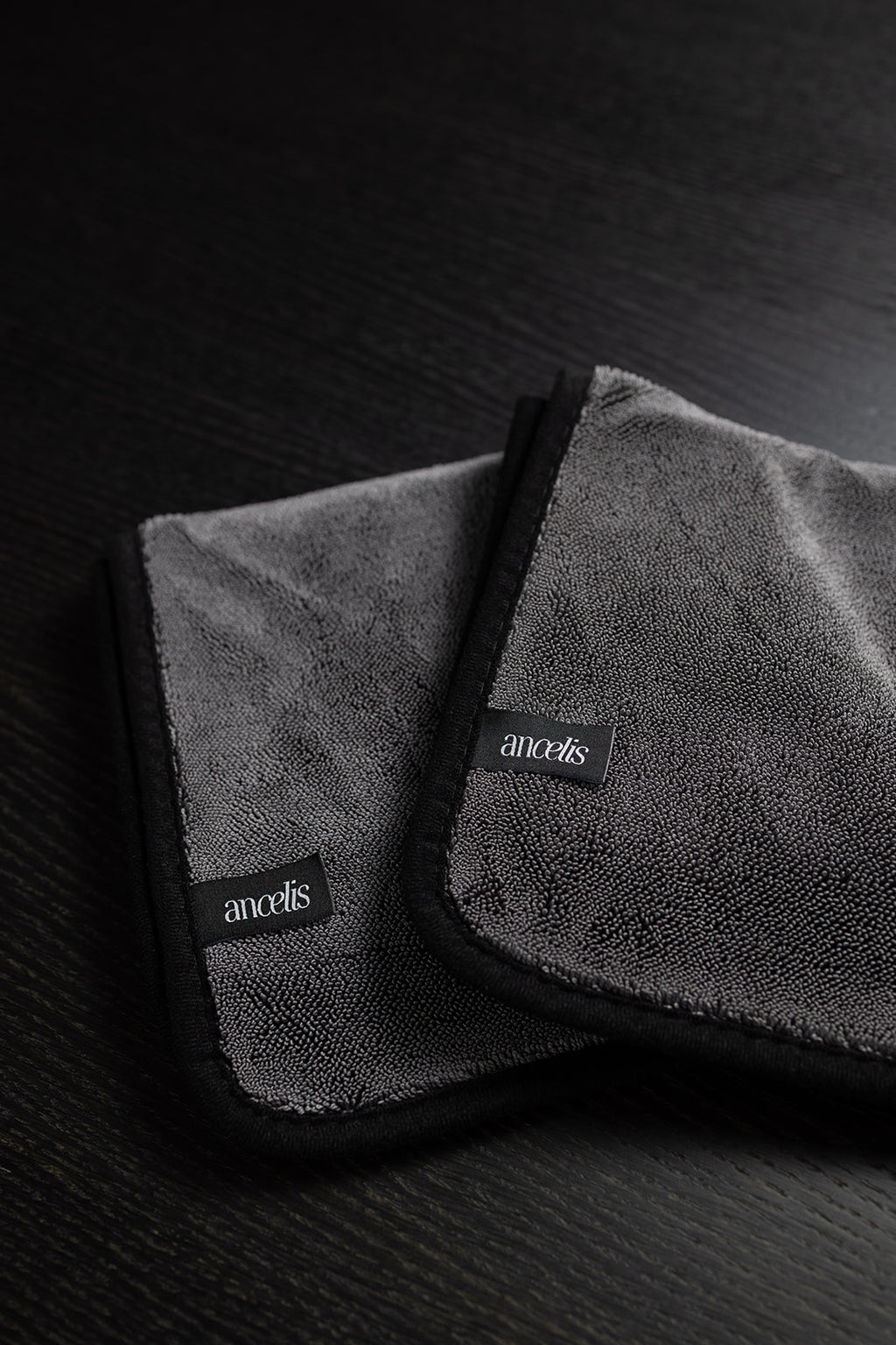 Microvezel droogdoeken badkamer set van Ancelis met 2 compacte 40x40 cm doeken