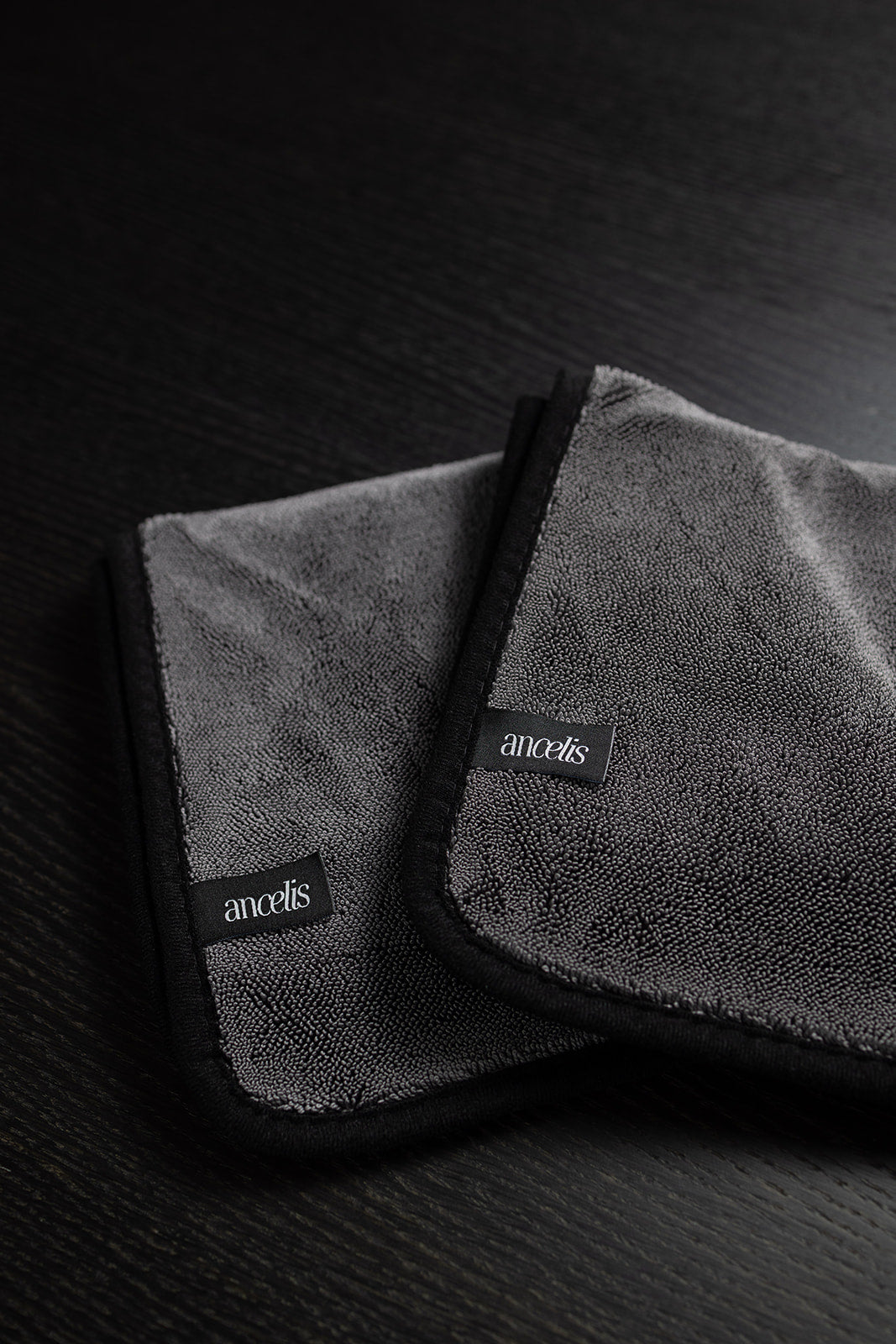 Microvezel droogdoeken badkamer set van Ancelis met 2 compacte 40x40 cm doeken